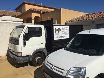 Equipement matériel, camionnette de la société - Paysagiste élagueur, Béziers Hérault